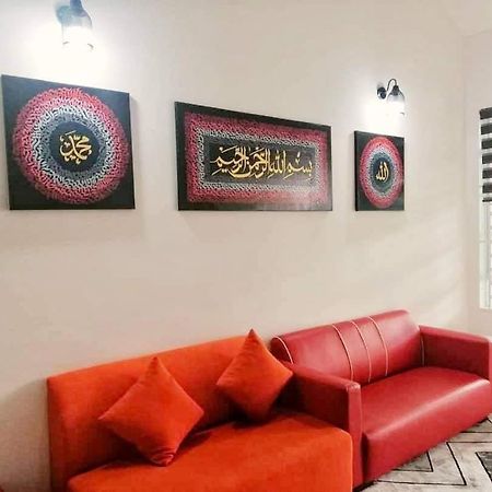 Nur Zahra Sungkai Homestay Eksteriør billede